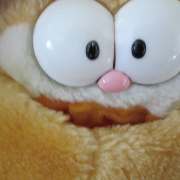 Rare Garfield Tissue Cover Plush - Picture 5 of 10